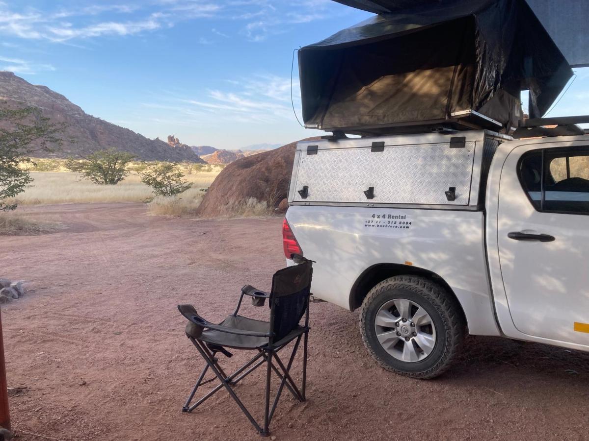 Ozohere Campsite And Himba Village Uis Eksteriør billede