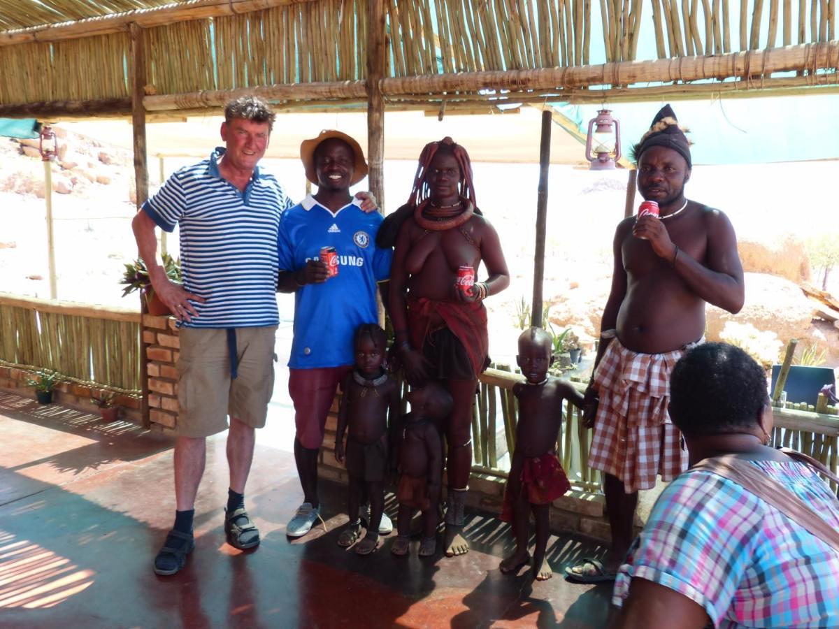 Ozohere Campsite And Himba Village Uis Eksteriør billede