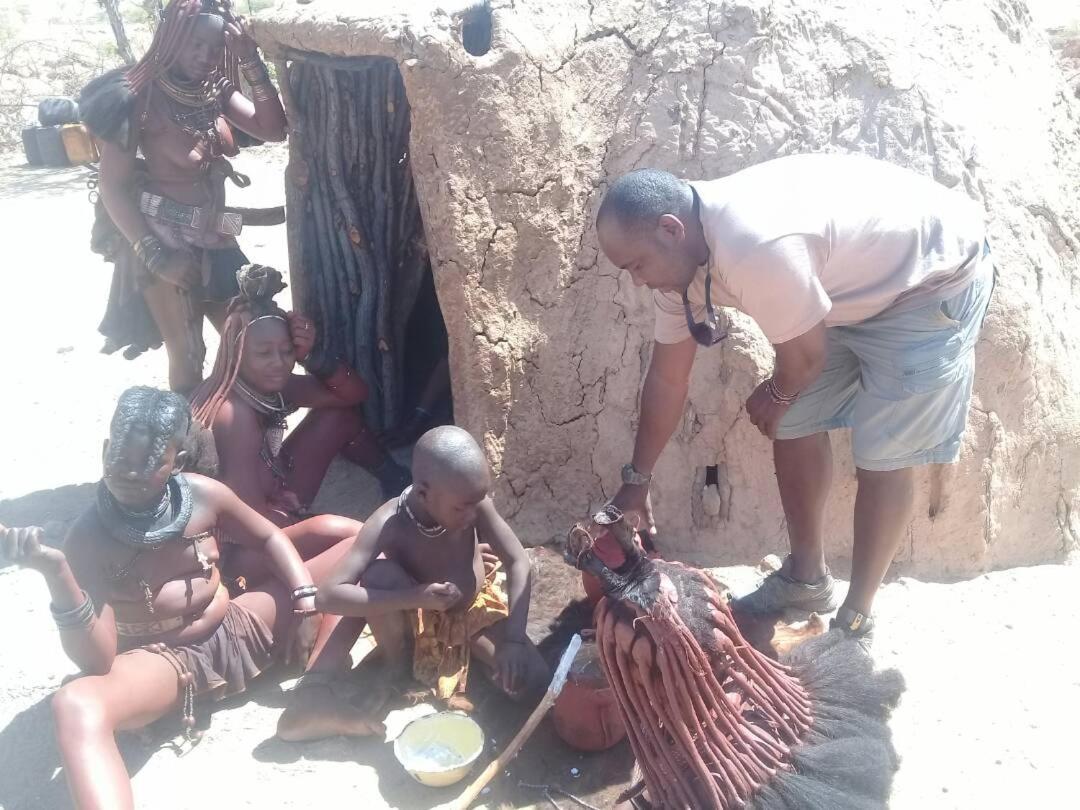 Ozohere Campsite And Himba Village Uis Eksteriør billede