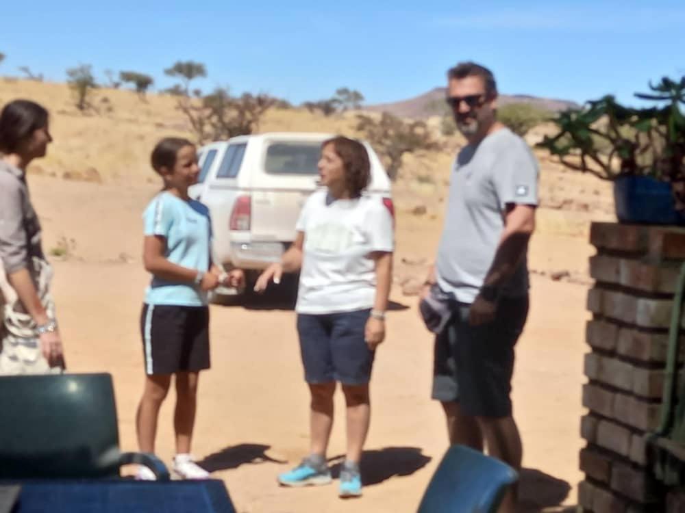 Ozohere Campsite And Himba Village Uis Eksteriør billede